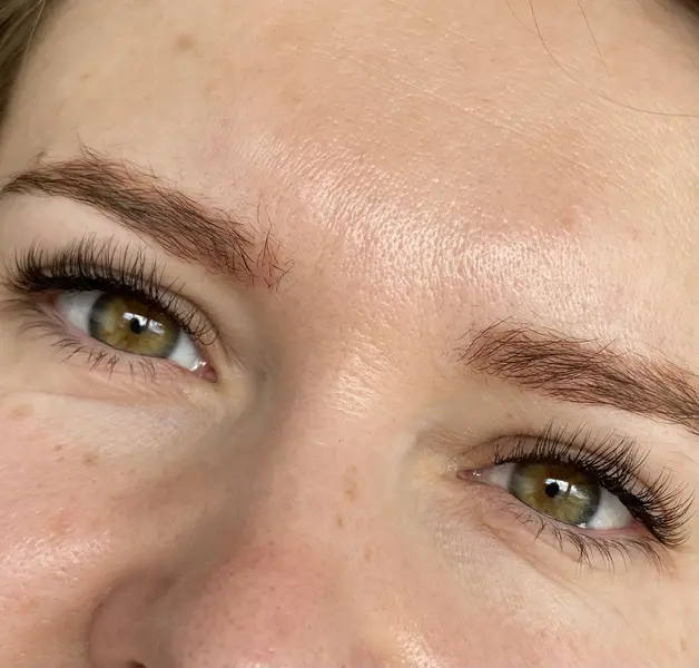 P.G BROWS & LASHES zdjęcie 4