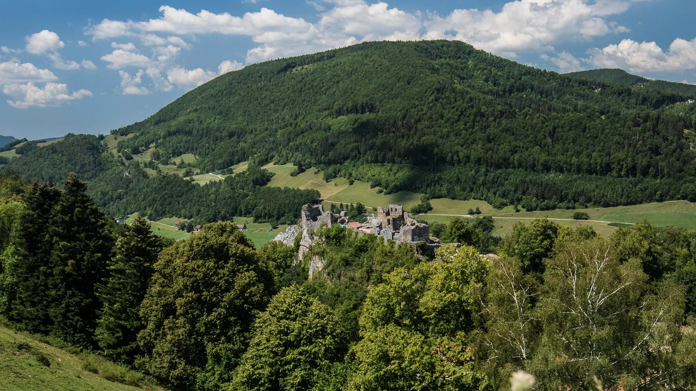 Ruiny Alt-Bechburg