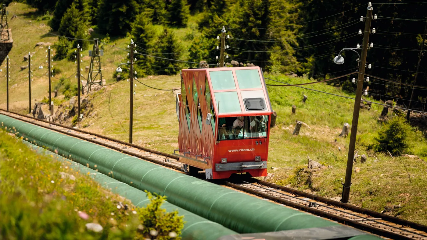 Funikular Ritom — pionowa jazda w Ticino