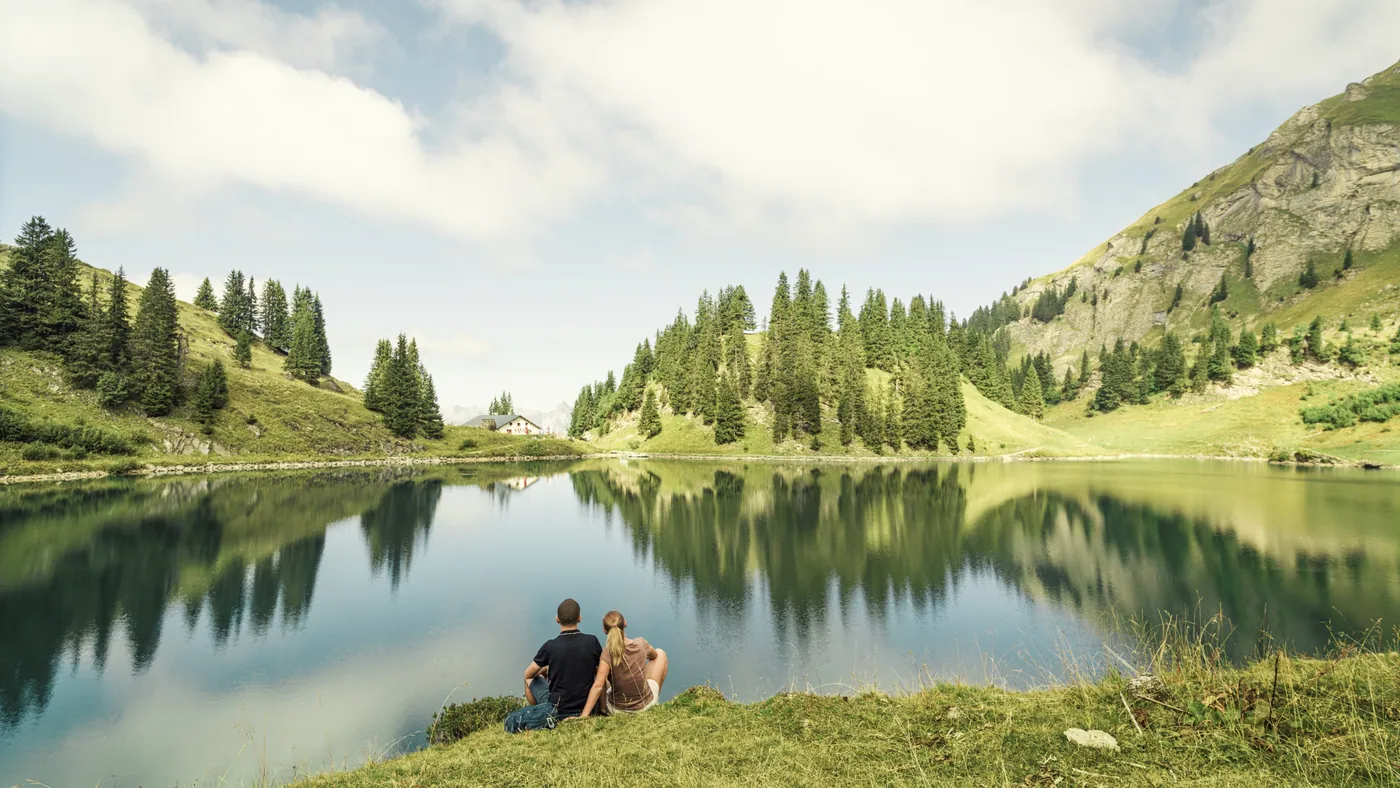 Jezioro Lioson — perła Alp Vaud