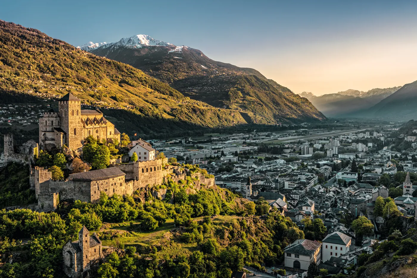 Sion — najstarsze miasto Szwajcarii