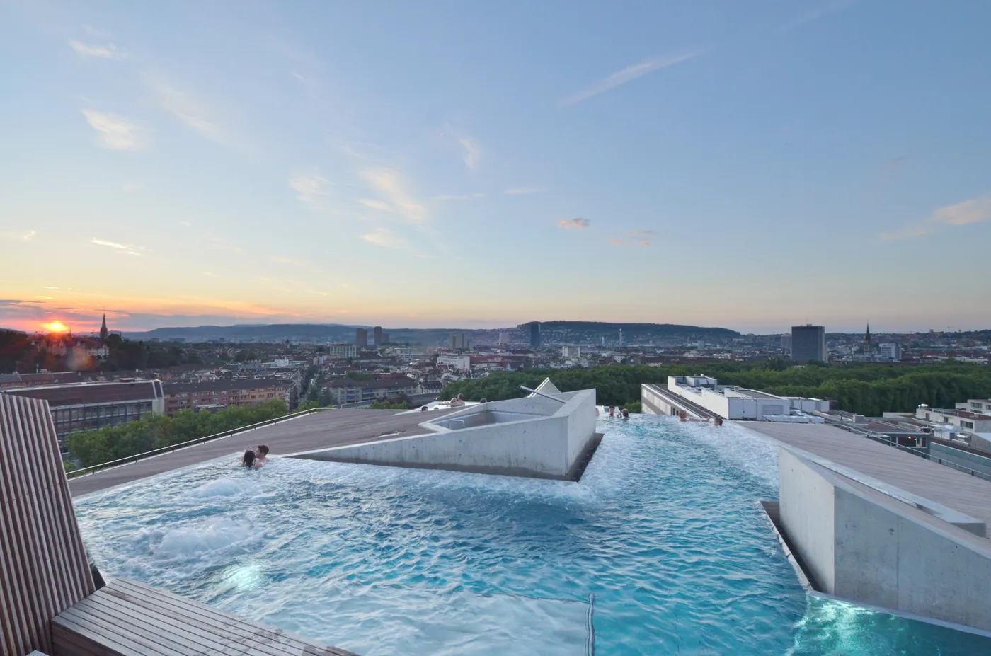 Hürlimannbad & Spa Zurych — termy w starym browarze