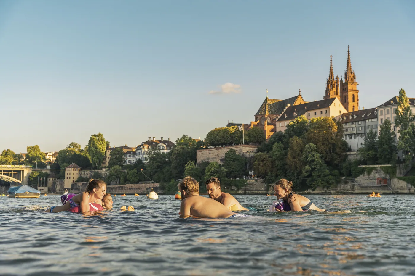 Pływanie w Renie w Bazylei