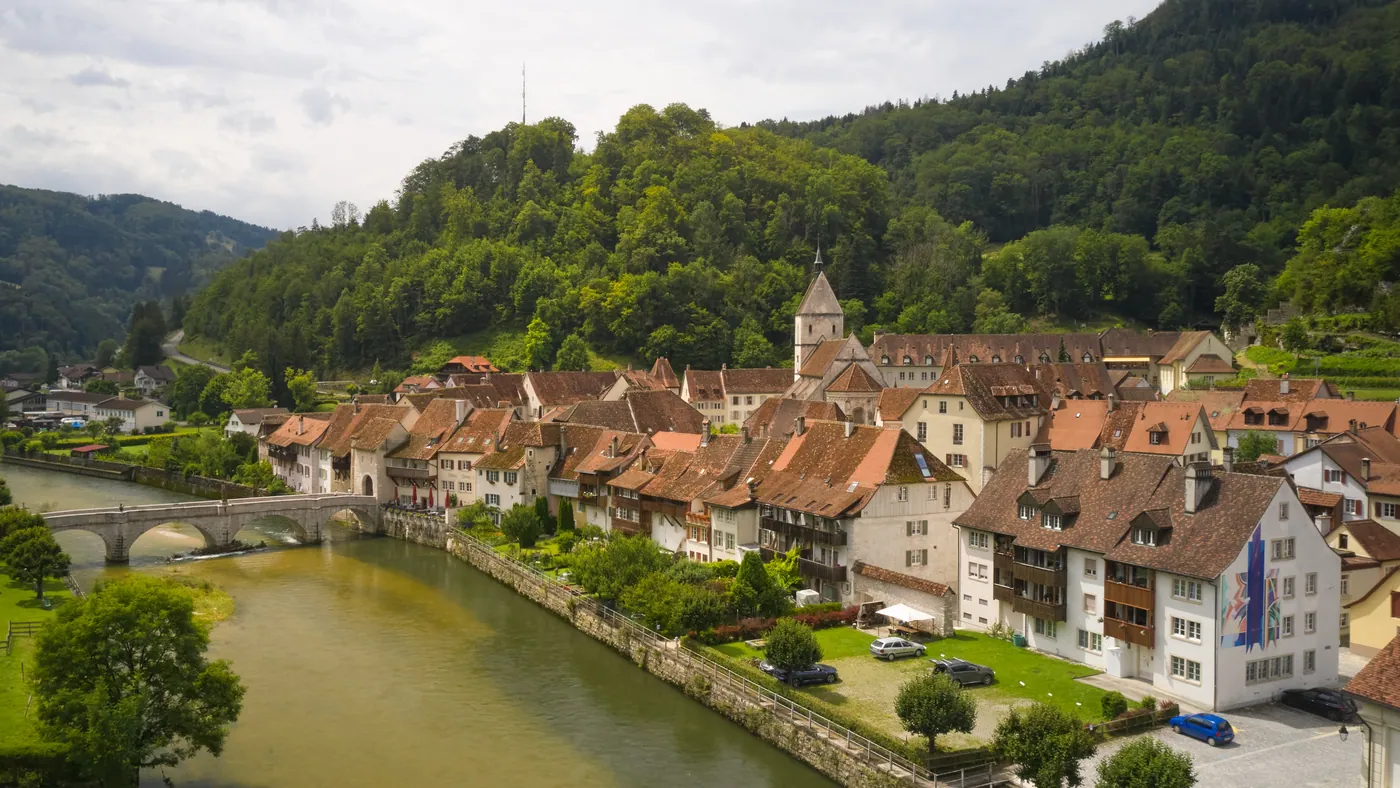 St-Ursanne — miasteczko pustelnika nad Doubs