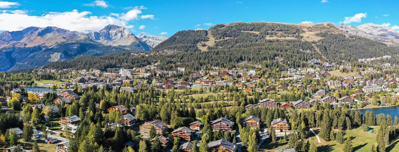 Crans-Montana — kurort z panoramą czterotysięczników