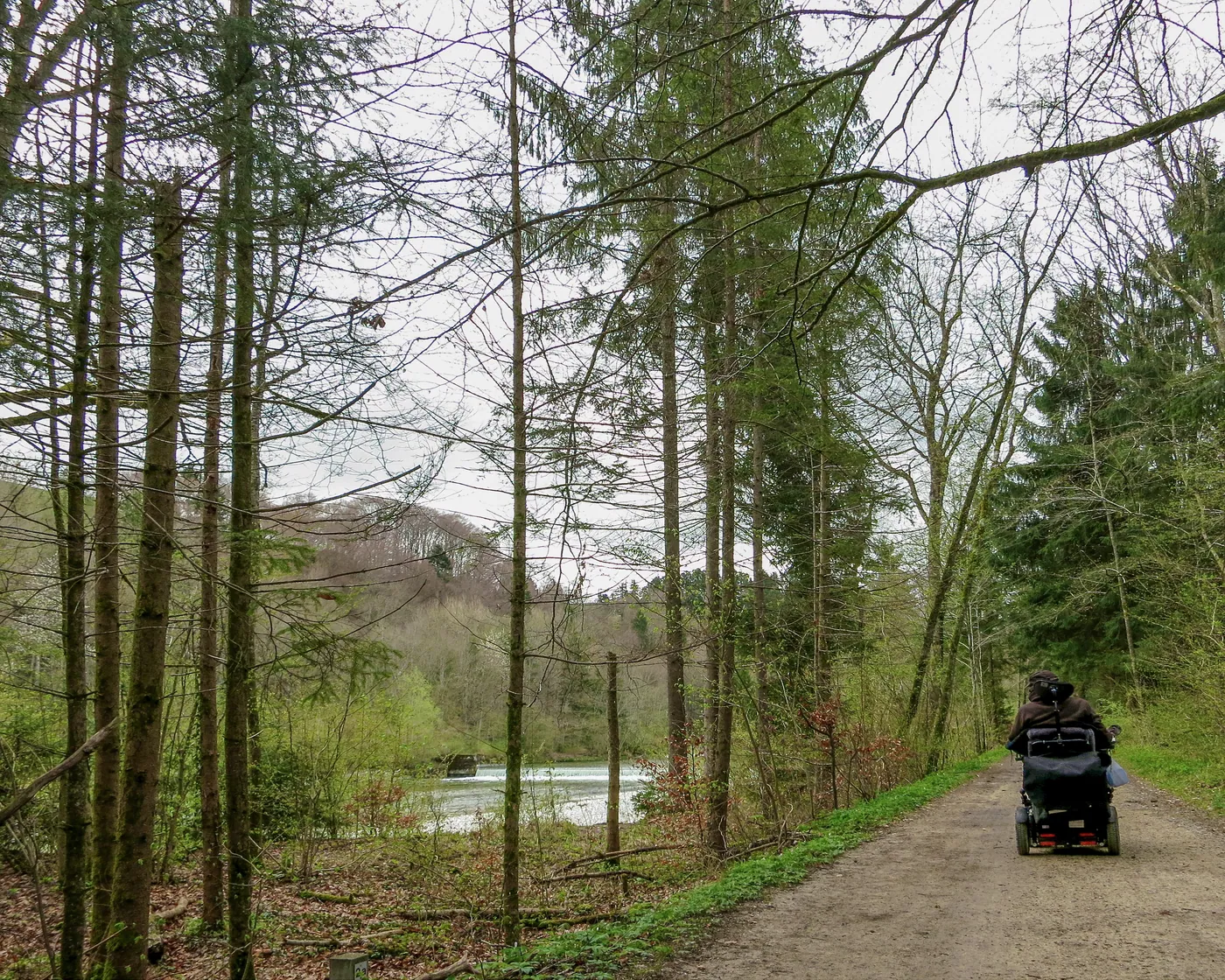 Emme-Uferweg