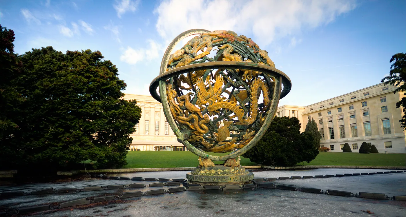 Palais des Nations — ONZ w Genewie