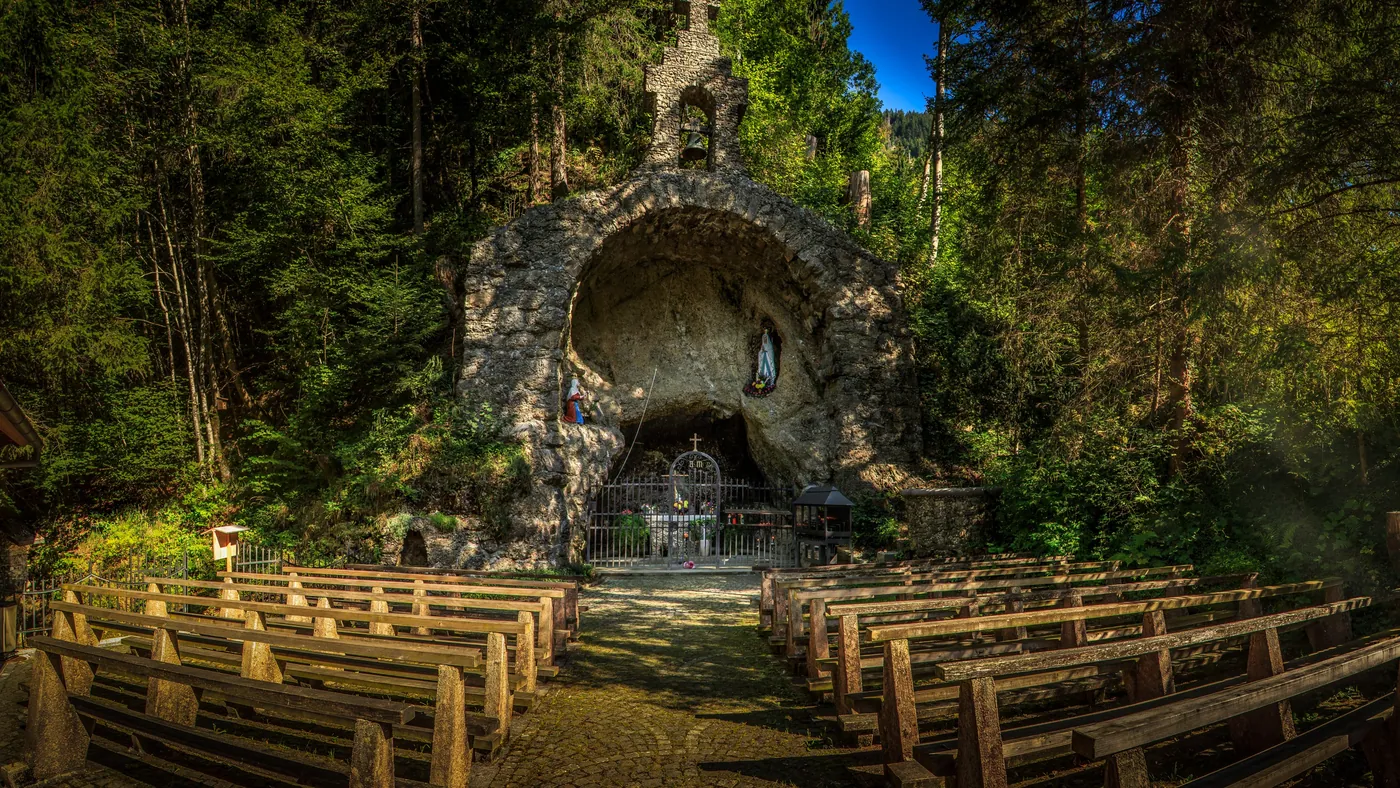 Grota Lourdes w Marbach