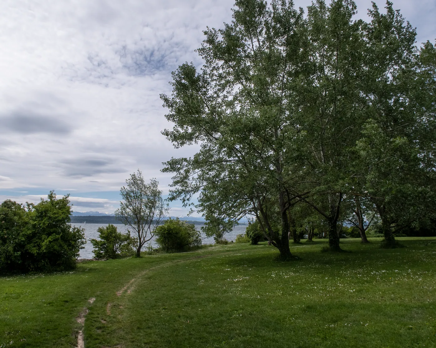 Sentier du Lac de Neuchâtel