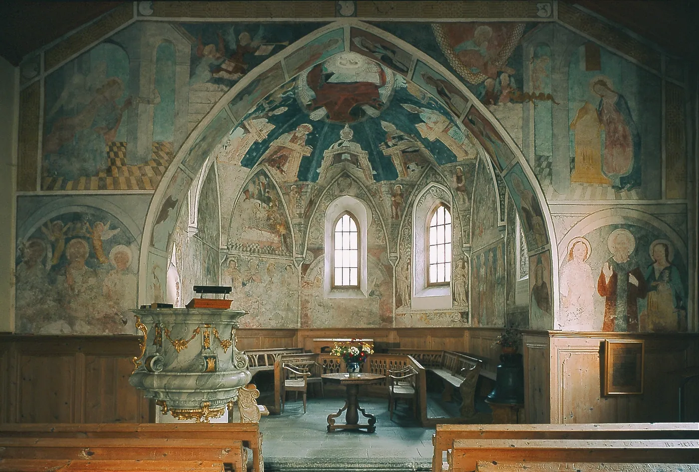 Kościół San Güerg (Lavin)