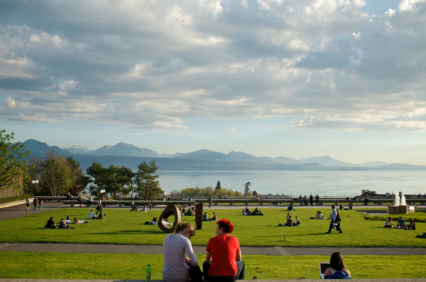 Esplanade de Montbenon