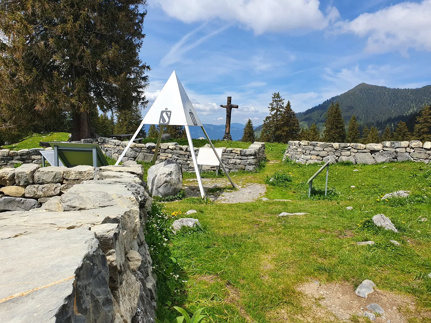 Älggialp – centrum Szwajcarii